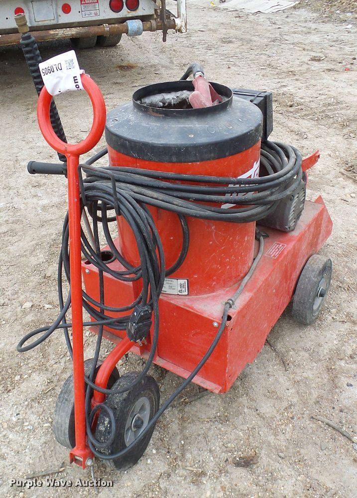 image for item DL0905 Hotsy 558  pressure washer