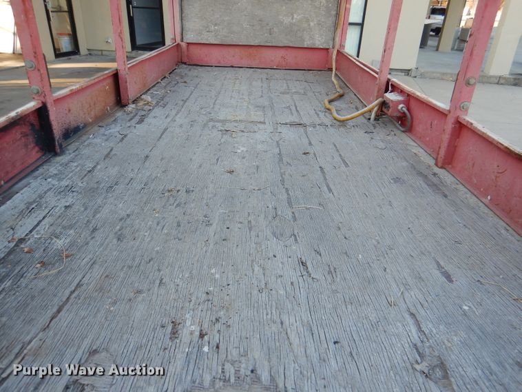 image for item DL2208 1999 Mec 2548HT  scissor lift