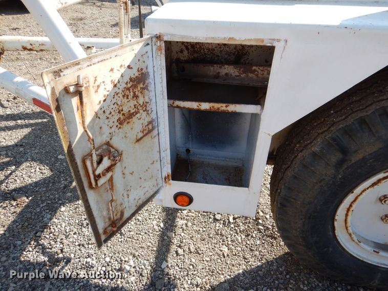 image for item DL4752 1986 Hogg And Davis P120  reel trailer