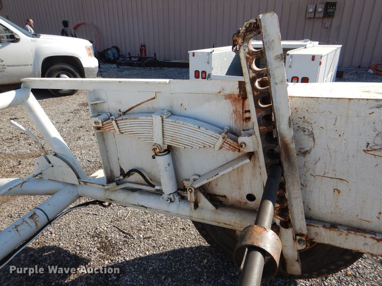 image for item DL4752 1986 Hogg And Davis P120  reel trailer