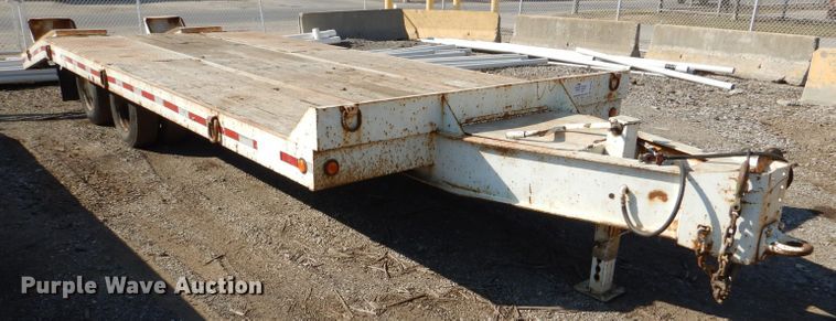 image for item DL4753 1999 Talbert AC10  equipment trailer