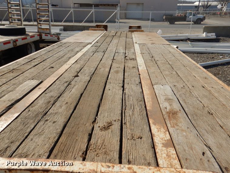 image for item DL4753 1999 Talbert AC10  equipment trailer