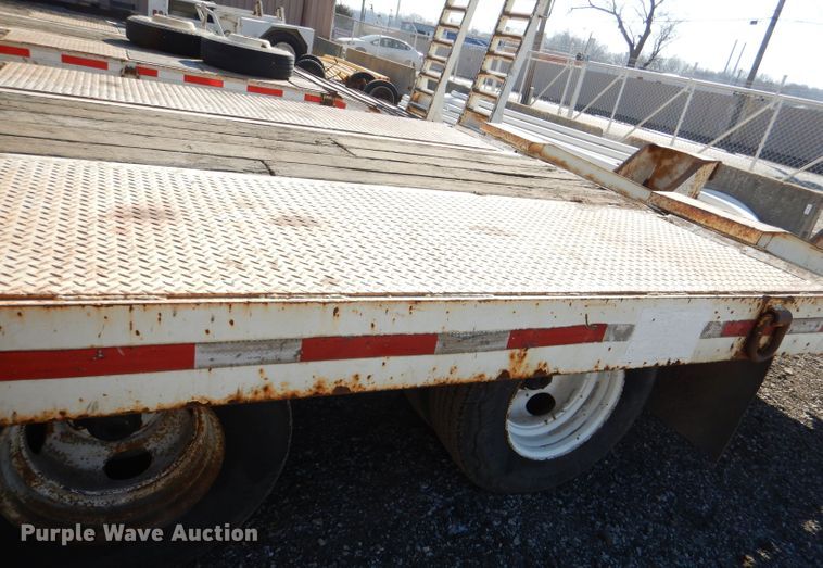 image for item DL4753 1999 Talbert AC10  equipment trailer