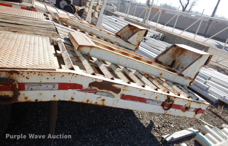 image for item DL4753 1999 Talbert AC10  equipment trailer