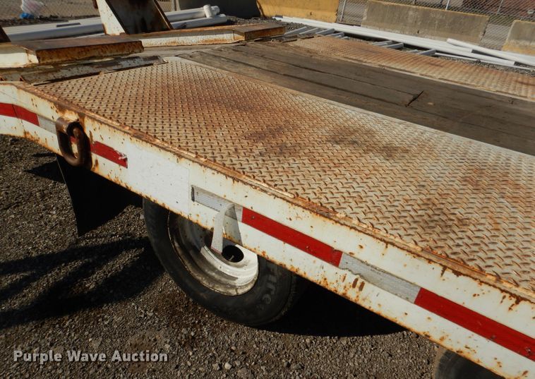 image for item DL4753 1999 Talbert AC10  equipment trailer