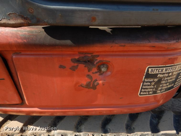 image for item DL4754 2005 Ditch Witch MX352  mini excavator