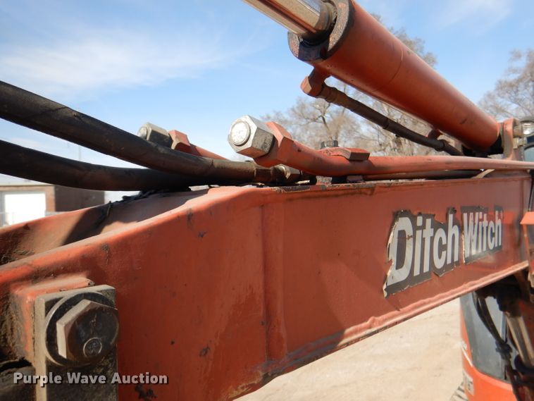 image for item DL4754 2005 Ditch Witch MX352  mini excavator