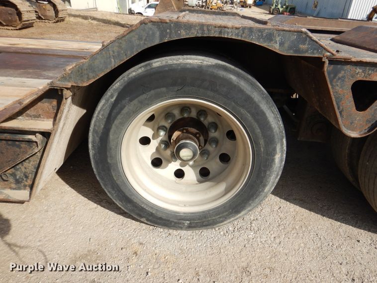 image for item DL4756 1999 Trail King TK110HDG-523 lowboy equipment trailer