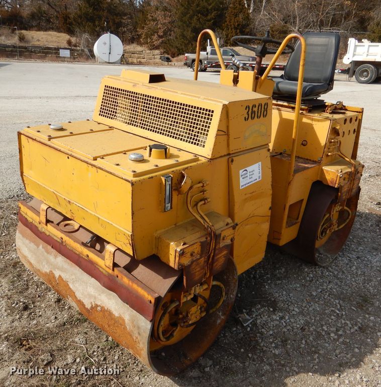 image for item DL4757 Bomag BW120AD  double drum roller