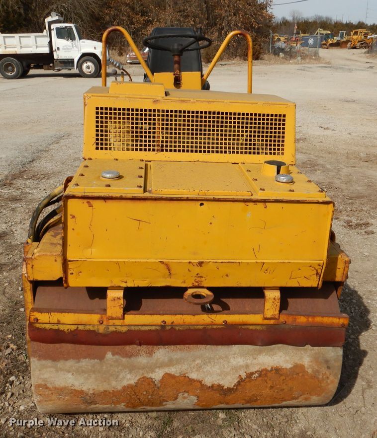 image for item DL4757 Bomag BW120AD  double drum roller