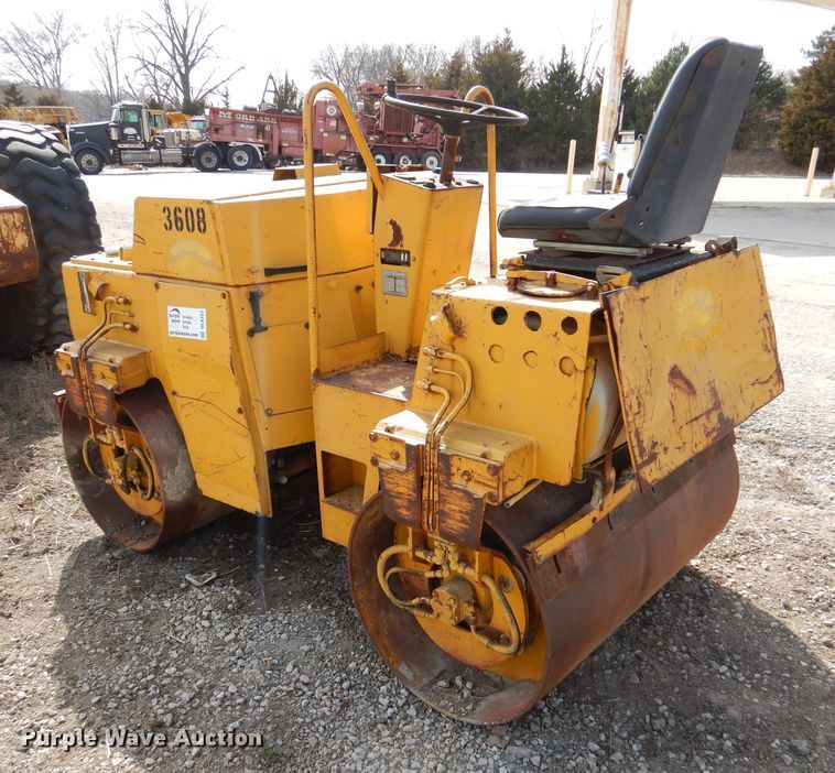 image for item DL4757 Bomag BW120AD  double drum roller