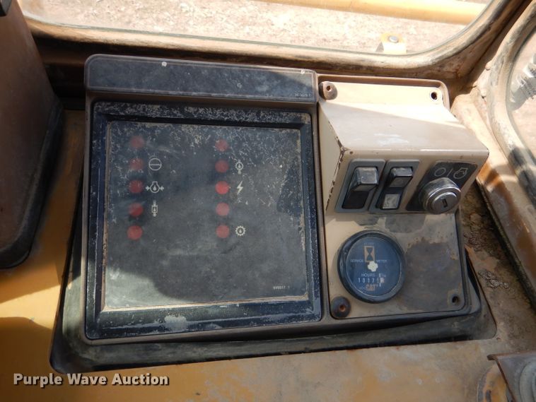 image for item DL4760 1998 Caterpillar 973  track loader