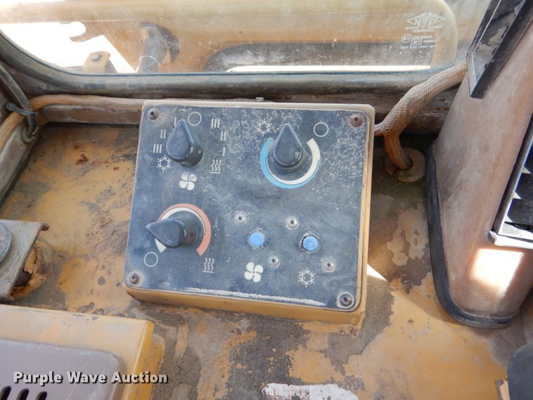 image for item DL4760 1998 Caterpillar 973  track loader