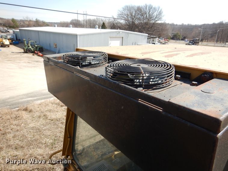 image for item DL4760 1998 Caterpillar 973  track loader