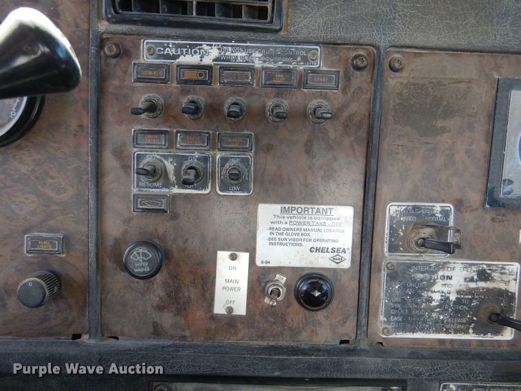 image for item DL4763 1992 Kenworth T400  fuel truck