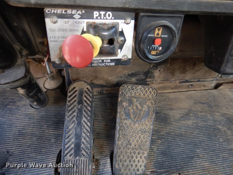 image for item DL4763 1992 Kenworth T400  fuel truck