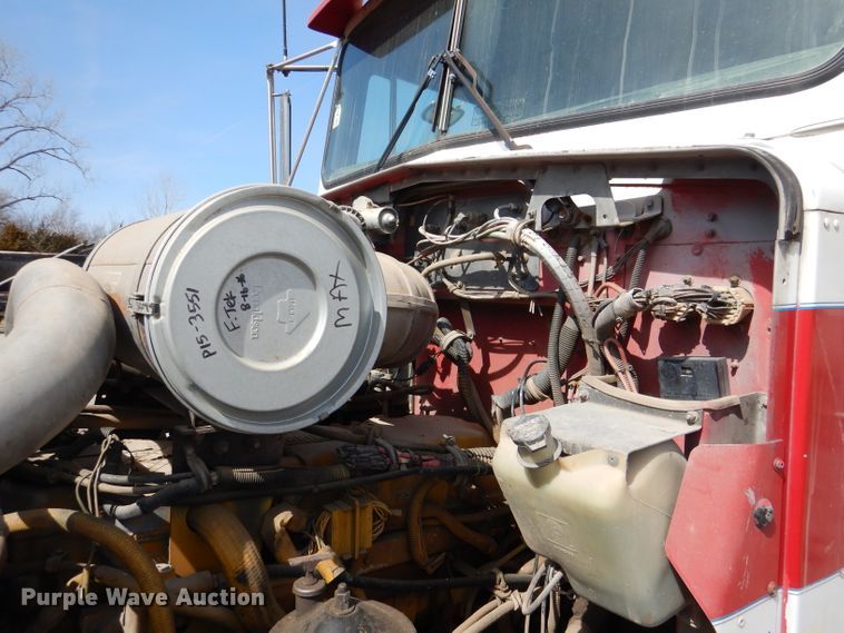 image for item DL4763 1992 Kenworth T400  fuel truck