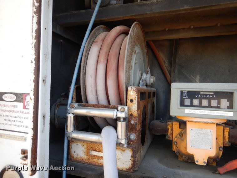 image for item DL4763 1992 Kenworth T400  fuel truck