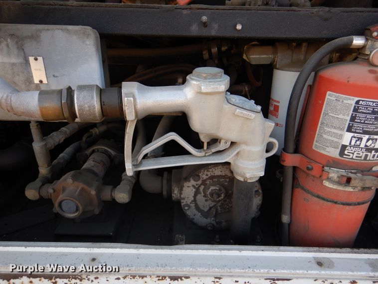 image for item DL4763 1992 Kenworth T400  fuel truck