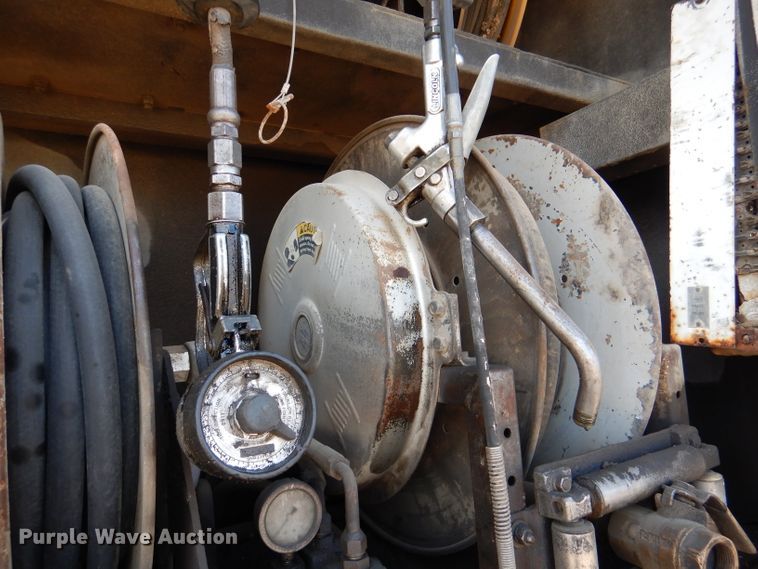 image for item DL4763 1992 Kenworth T400  fuel truck