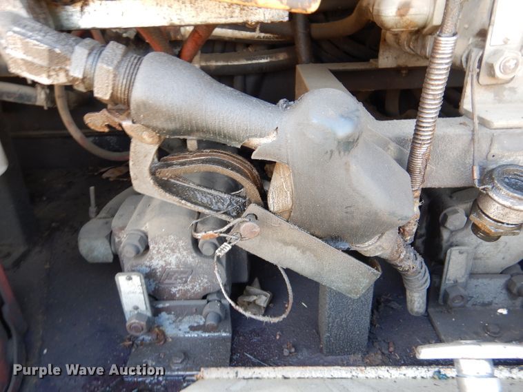 image for item DL4763 1992 Kenworth T400  fuel truck