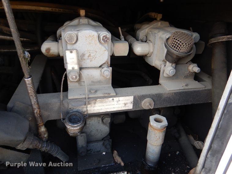 image for item DL4763 1992 Kenworth T400  fuel truck