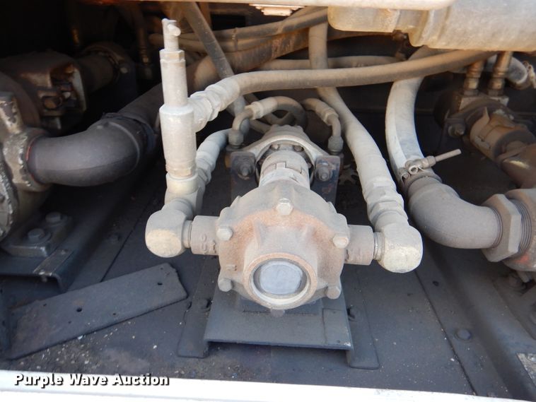 image for item DL4763 1992 Kenworth T400  fuel truck