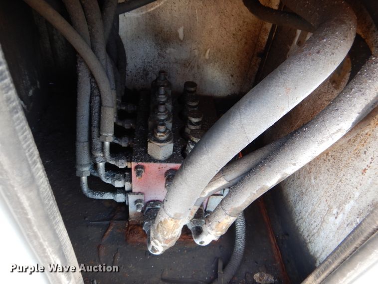 image for item DL4763 1992 Kenworth T400  fuel truck