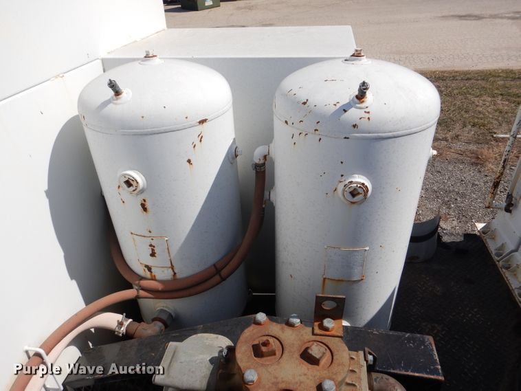 image for item DL4763 1992 Kenworth T400  fuel truck