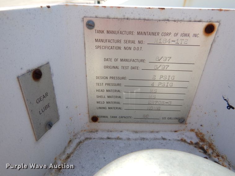 image for item DL4763 1992 Kenworth T400  fuel truck