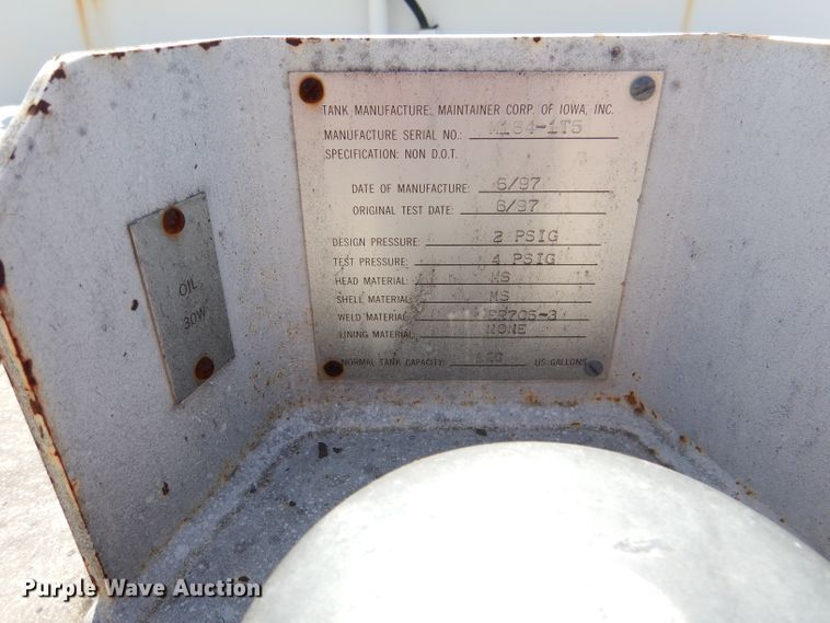 image for item DL4763 1992 Kenworth T400  fuel truck