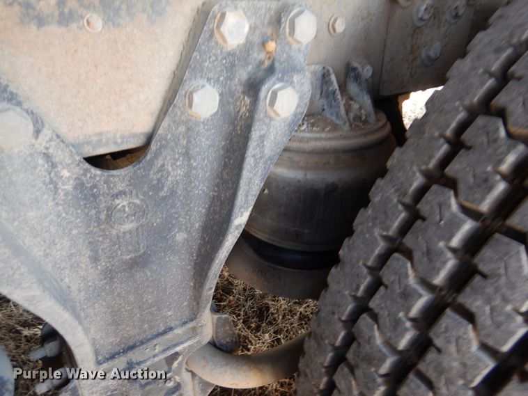 image for item DL4763 1992 Kenworth T400  fuel truck