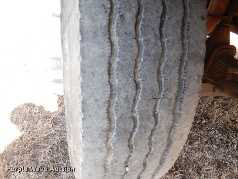 image for item DL4763 1992 Kenworth T400  fuel truck