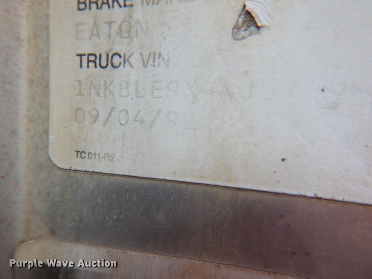 image for item DL4763 1992 Kenworth T400  fuel truck