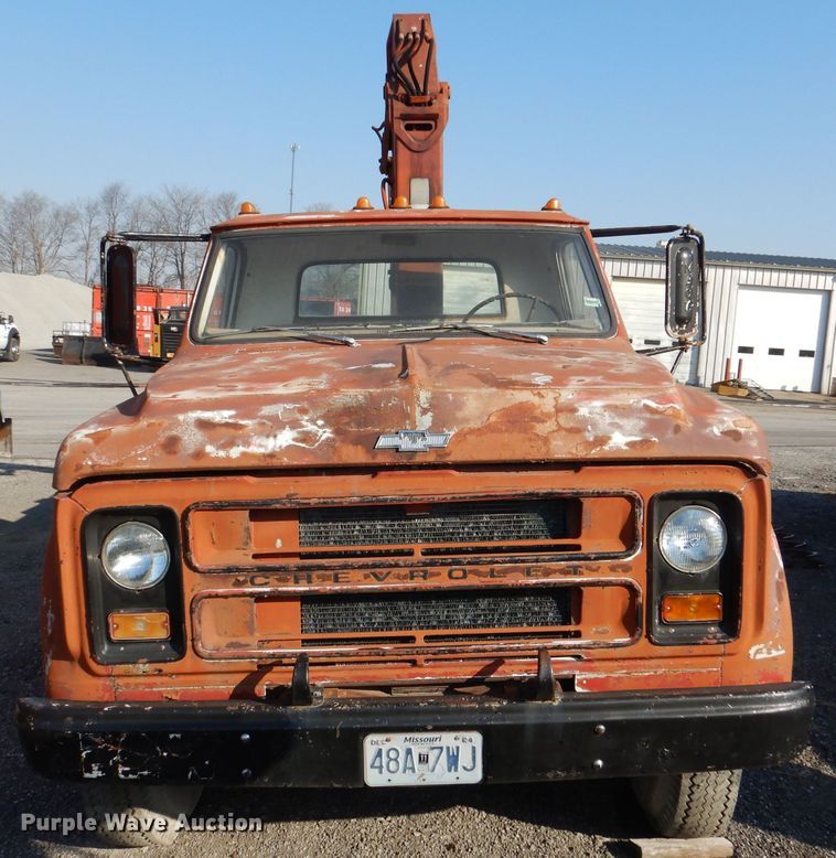 image for item DL4764 1972 Chevrolet C50  crane truck