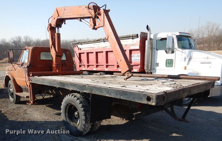 image for item DL4764 1972 Chevrolet C50  crane truck