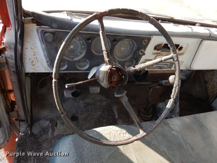 image for item DL4764 1972 Chevrolet C50  crane truck