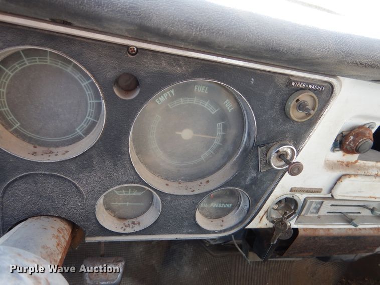 image for item DL4764 1972 Chevrolet C50  crane truck