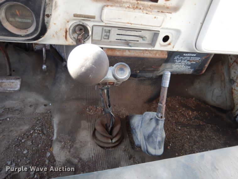 image for item DL4764 1972 Chevrolet C50  crane truck