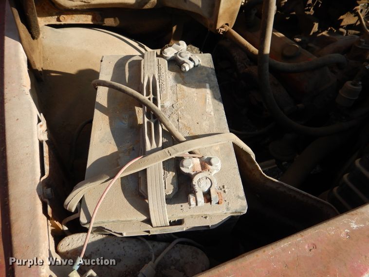 image for item DL4764 1972 Chevrolet C50  crane truck