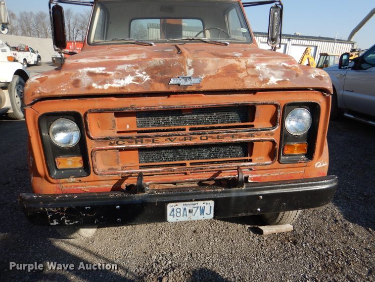 image for item DL4764 1972 Chevrolet C50  crane truck