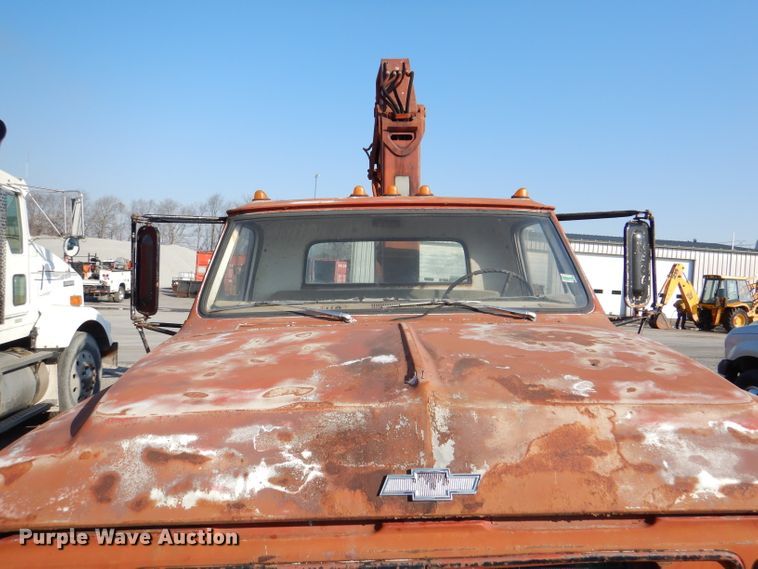 image for item DL4764 1972 Chevrolet C50  crane truck