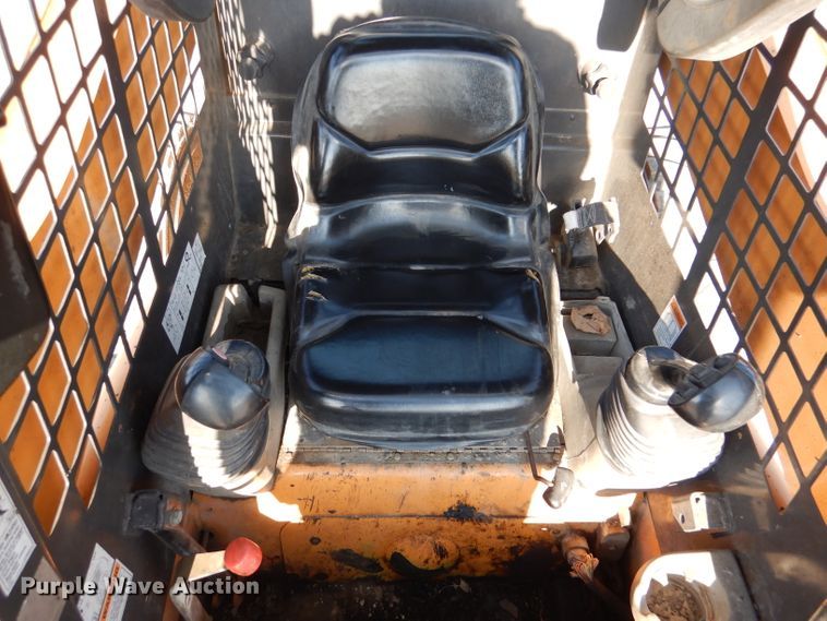 image for item DL4765 2010 Case 465  skid steer loader