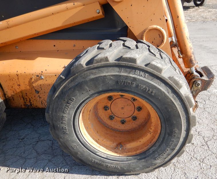 image for item DL4765 2010 Case 465  skid steer loader