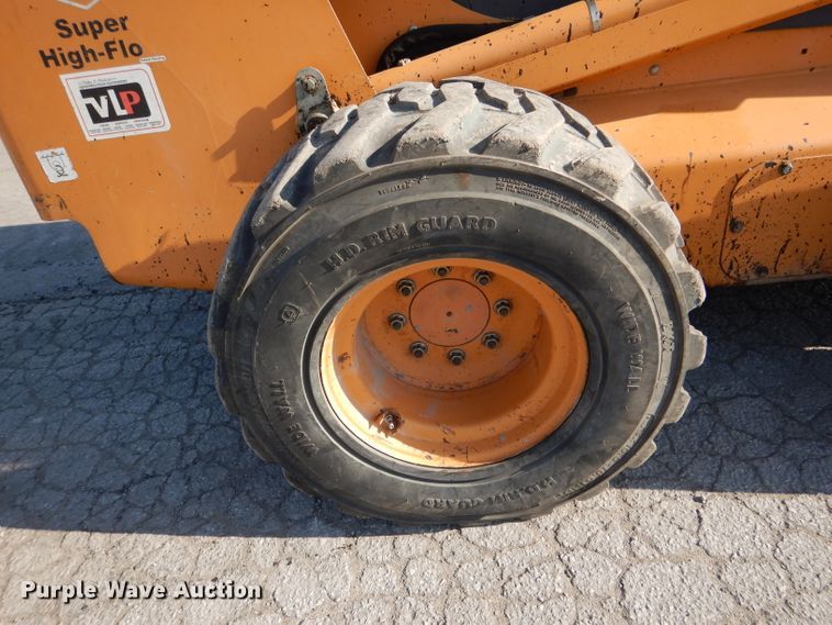 image for item DL4765 2010 Case 465  skid steer loader