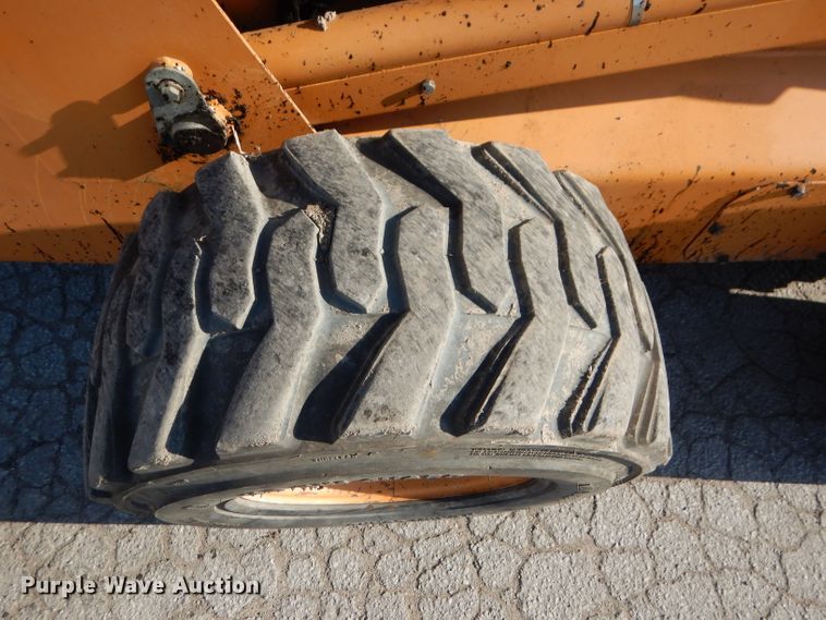 image for item DL4765 2010 Case 465  skid steer loader