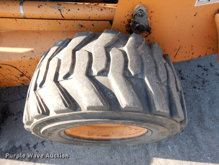 image for item DL4765 2010 Case 465  skid steer loader