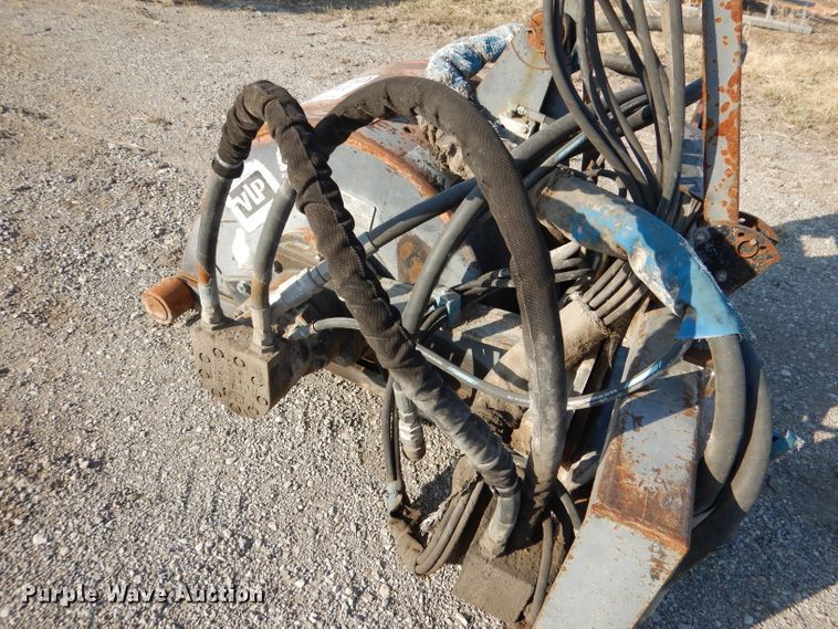 image for item DL4767 2006 Coneqtec AP450HD cold planer