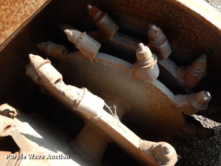 image for item DL4767 2006 Coneqtec AP450HD cold planer