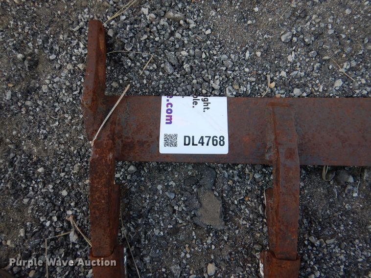 image for item DL4768 70"W tooth bar